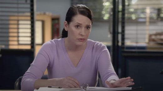 Who Plays Kathy On Friends, And What Hulu Original Can She Be Seen In Now? - Looper