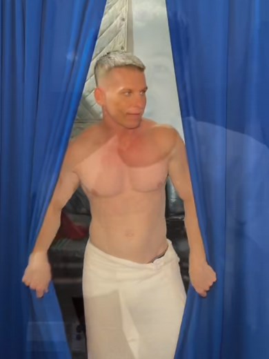 Exploring Grindr Discussions in Sauna and Steam Room