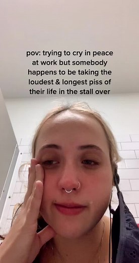 Longest Pee Ever: Peeing Loud at Work