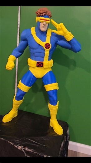 FULLY 3D PRINTED! This 86cm/34in tall cyclops from X-Men is friggin awesome!