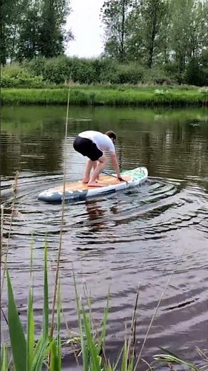 Beginner paddler's first time standing up on NIXY Inflatable Paddleboard #watersports #paddleboard