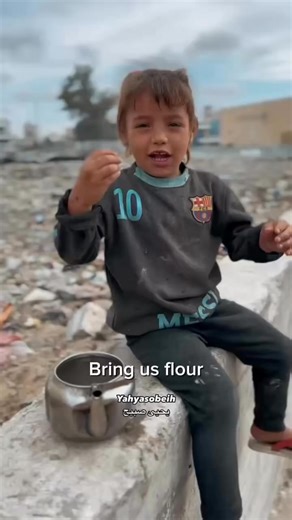 7.6K views · 678 reactions | A displaced girl, overwhelmed with frustration, pleads for her most basic needs, saying she’s starving and just wants some toys梁 | Palestine+ | Facebook