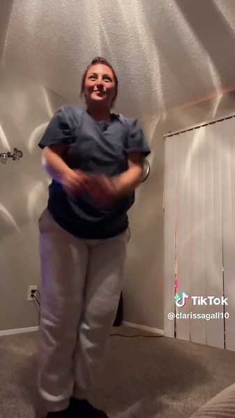 Clarissa G (@clarissagall10)’s videos with original sound - 🧍🏾‍♀️🧍🏾‍♀️