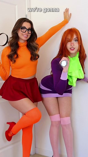 Iconic Duo Halloween Costume Ideas: Velma & Daphne