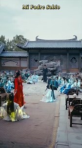 147K views · 5.4K reactions | Ver el programa completohttps://short.inbeidou.ai/link/shortmax/serial/24dTr8Eb/12 Era claramente el hombre más fuerte del mundo, y sin embargo lo confundieron con un mendigo. | Yanyu TV | Facebook