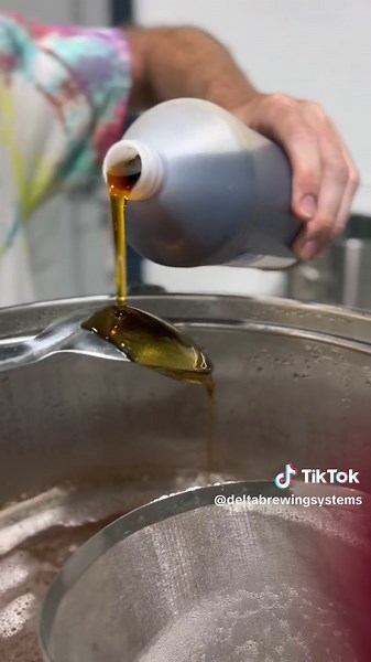 Brewing a Pucker Peach Sour! #brew #homebrewing #brewery #homebrewer #homebrew #homebrewery #deltabrewingsystems