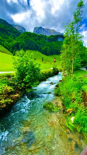 SWISS RIVER & LAKE 🇨🇭🌊 #swiss #switzerland #visitswitzerland #switzerland🇨🇭 #swiss🇨🇭 | syifa_in_switzerland