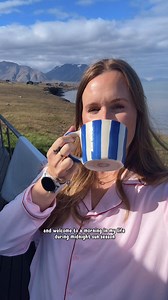 A morning in my life living on an island close to the North Pole 🫶🏻☕️ #svalbard #cabinlife #arctic #longyearbyen