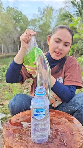 Survival Skills SMART ideas and USEFUL mom show how to save water #survival #outdoors #skills #ideas