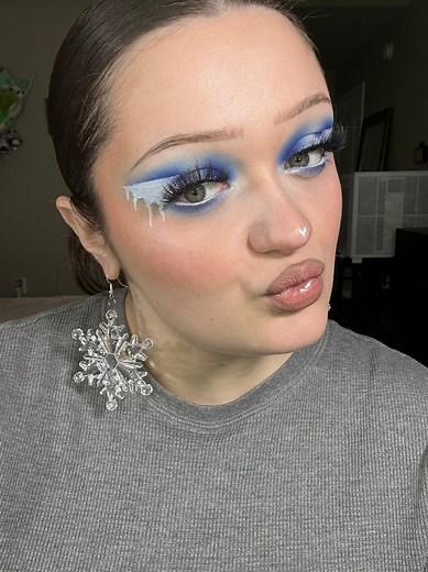 do u hear that?? its the SLAY bells ringing 💅 #makeuptutorial #filterchoosesmymakeup #filterpicksmymakeup #holidaymakeup | linsmakeuplooks