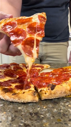 A Classic Pepperoni Pizza 🍕 #pizza