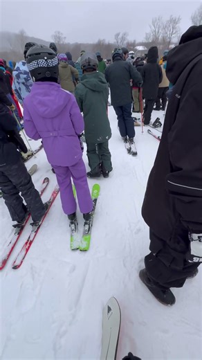 Best mountain conditions in Vermont #snowboarding #shorts #snow #skiing #vtuber #snowboard