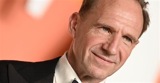 Ralph Fiennes Stuns With ‘Incredible’ Body Transformation At 62