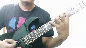 "3 notes per string minor blues scale" Minor Blues Scale ကိုပဲ 3 Notes Per String တီးရတယ့် ပုံစံပါ Guitar သမား Paul Gilbert ရဲ့တီးနေကျ ပုံစံတစ်ခုပါပဲ (Tutorial Video မှာ D# လို့ပြောတယ့်နေရာမှန်သမျှ Eb လို့ ပြင်ဆင်ကြည့်ရှုရပါမယ်) #SiThuGuitarClass | Si Thu Guitar Class