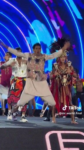 Each contestant brought their unique style and personality to the stage, captivating the audience. #mrworld #mrworld2024 #NovaWorld #NovaWorldPhanThiet #TheImperialHotelVungTau #theimperialhotel #LAURACOFFEE #NHATKIMANH #BFP #Aratawellness #FinalShow