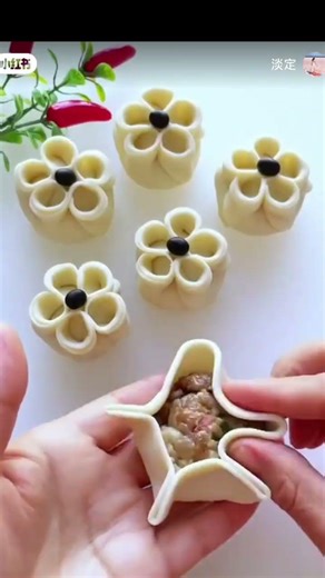 Wow amazing, how simple it is to fold dumplings #trending #shortsfeed