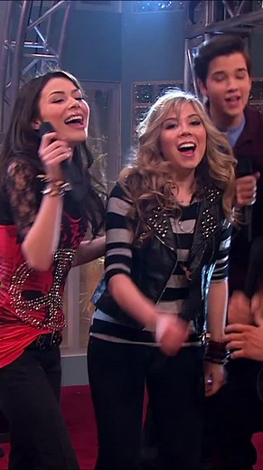 Ultimate Duet: Kenan Thompson's Epic Performance with iCarly & Victorious