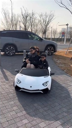 Ferrari F8 Tributo RC Car Review & Driving 🔥 #automobile #shorts #ferrari #rccar #driving #toys