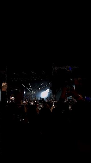 SEEIN STARS🪩 turnstile live in los angeles at exposition park 10/4/2025