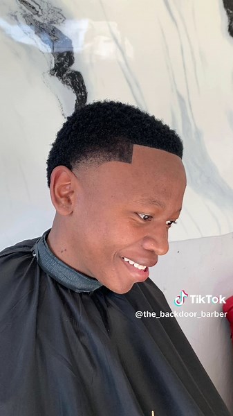 Backdoor Barber: Elevate Your Barber Lifestyle