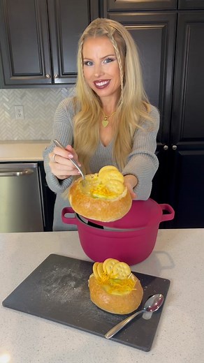 Broccoli-Cheese Soup in Bread Bowls! 🥦🧀 This is my go-to recipe each year from The Chunky Chef! Ingredients: * 1 Tbsp butter * 1 yellow onion, finely chopped * 1/4 cup salted butter * 1/4 cup all-purpose flour * 2 cups chicken broth * 2 cups half and half * 12 oz broccoli florets (chopped) * 2 carrots, peeled and chopped * 1/2 tsp salt * 1/4 tsp paprika * 1/4 tsp garlic powder * 1/4 tsp dry mustard * 1/4 tsp black pepper * 2 cups cheddar cheese * Sourdough bread bowls Directions: 1. Add 1 tabl