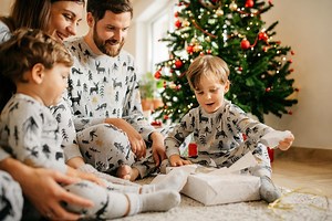 Best matching Christmas pyjamas for families, couples, kids and pets