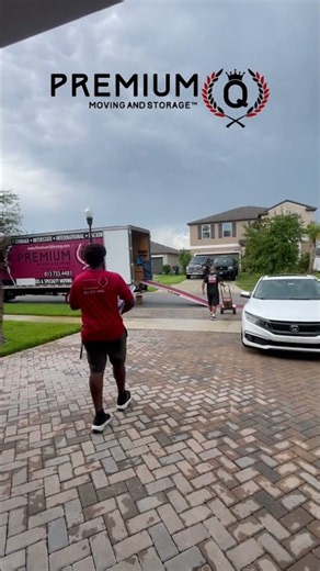 What a Professional Moving Crew Does on Moving Day | Behind the Scenes