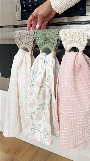 Star Stitch Towel Holder crochet tutorial perfect for markets gifts and stash busting #crochet
