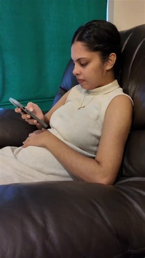 Happy Feet on Instagram: "Step into Happy Feet Spa and give yourself the care you deserve. 🌿💖 A calming foot massage is all you need to take away stress and feel light again. 🌸 Services we provide: 👣 Foot Massage – relax tired feet 💆 Head & Shoulder Massage – ease your tension 💅 Pedicure & Manicure – clean and fresh look 📍 Visit us at: 📌 Colombo 05 📌 Wattala 📞 Call now to book: 0114 363 242"