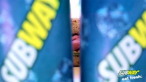 Wer von euch hat bereits unser herzhaftes Pastrami Melt Sub mit geräuchertem Rindfleisch und pikanter Pfefferkruste entdeckt? | Subway Österreich