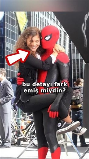 Did you notice this detail about Spider-Man's girlfriend? #spiderman