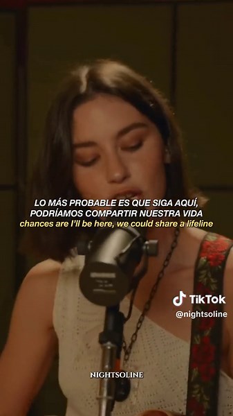 Gracie Abrams Songs: Free Now (Lyrics Video) - Sub Español