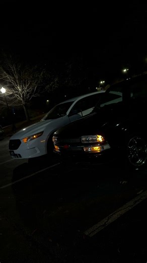 Another video of before I did rock lights and some other stuff, I miss these clear headlights🥺