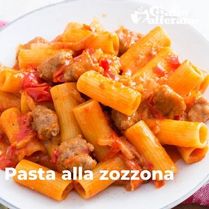 PASTA ALLA ZOZZONA Un nome che è tutto un programma, una pasta DA LECCARSI I BAFFI! 🤤🤤🤤 RICETTA COMPLETA https://ricette.giallozafferano.it/Pasta-alla-zozzona.html | Giallozafferano