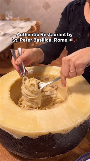 Rome Food & Things to Do on Instagram: "A True Gem near in the Vatican ✨ 📍Interno 92 | Borgo Vittorio, 92, 00193 Roma RM @ristoranteinterno92 🍷 Interno 92, in the heart of the Vatican City, is a stylish and welcoming restaurant with an intimate, comfortable atmosphere. Here, excellent Roman cuisine meets carefully selected local meats, offering refined flavors and a relaxed yet high-quality dining experience just steps from St. Peter’s. Do you want the FREE Rome Travel Guide? 📩 Send us a Mess