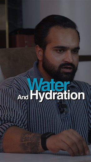 Jashan Vij | Weight Loss Coach | Transformation Coach on Instagram: "Most people think drinking more water equals better hydration, but if water isn't reaching your cells, it's useless. Understanding how electrolytes like sodium, potassium, and magnesium transport water to cells is crucial for proper hydration. Sodium carries water into cells, potassium produces energy, and magnesium handles muscle function. Getting these from pink Himalayan salt, bananas, sweet potatoes, almonds, and cashews en