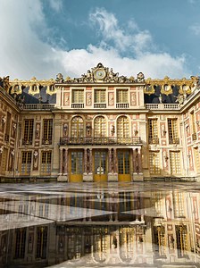 10 Most Beautiful Palaces You Must Visit