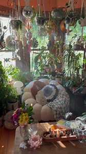 14K views · 214 reactions | You guys!! I'm in love with this chair!!! |ad The high quality foam and luxurious covering make this chair a complete experience. The best part? It swivels!! Thank you @25homeofficial 﫶﫶 Comment the word chair and I'll send you the info | Nancysfancy | Facebook