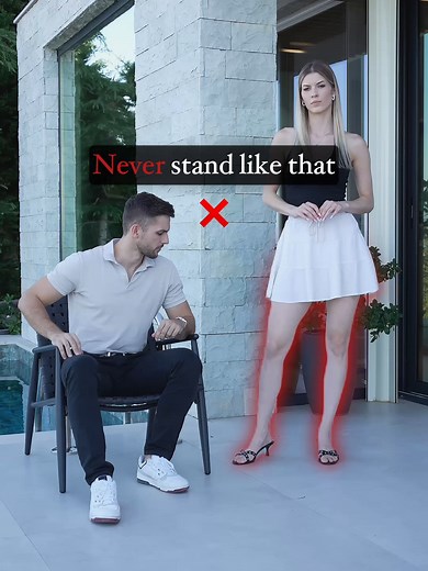 3 Elegant Leg Positions for a Feminine Look