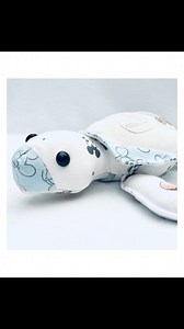 🐢 🐢 🐢 Oh I love this little turtle made from Alfie’s baby clothes. He’s weighted to match Alfie’s birthweight and was such a fun keepsake to make! If you are looking for a keepsake that can include a large logo or motif, the turtle’s shell is the perfect size for this. There’s also a really good sized piece in his belly - I’ll pop a couple of photos up soon so you can see more 😃 | Memories made by Emma