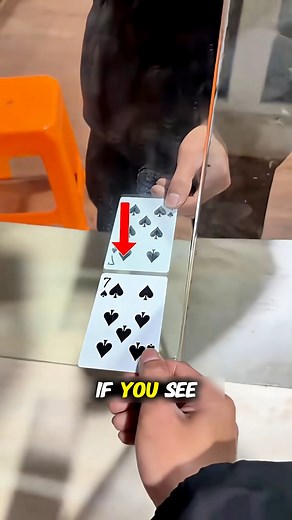 271K views · 688 reactions | A simple hotel hack that could save your privacy in seconds!  Always check for this gap. #fblifestyle #TravelTips #HotelHacks #SafetyFirst #PrivacyMatters #SmartTraveler #LifeHacks #StaySafe | The District App | Facebook