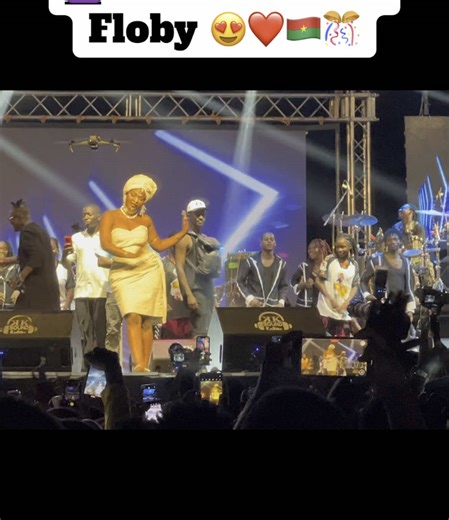 😍❤️🇧🇫 #burkinafaso #viral_video #concertfloby #burkinatiktok🇧🇫🇧🇫🇧🇫❤️ @FLOBY💫 @Tabis❣️♐️