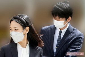 【入園・入学式】向井理・国仲涼子は“定番コーデ”も目立ちまくり、菊地凛子は“エルメス”の貫禄 | 週刊女性PRIME