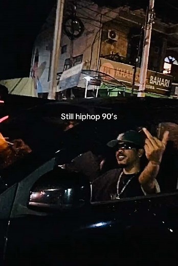 Exploring the Legacy of 90s Hip Hop Culture