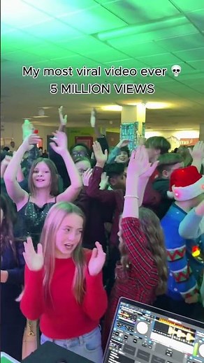 Just a typical middle school dance😅 as much as I have to say thank you to this video for
