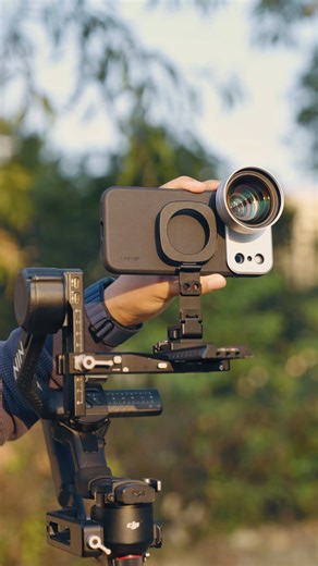 Mag-Snap & Arca-Go! DS028 Locks Your iPhone 17 Pro to a Tripod in 1 Second - No Plate, No Drama! Learn more👉https://shorturl.at/sJ4nx #NEEWER #PhoneStand #MagSafeMount #CreatorGear #LightweightGear | Neewer