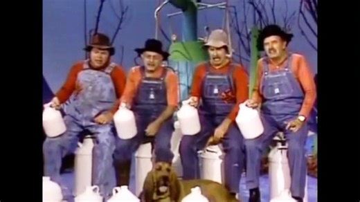 Hee Haw "Gloom, Despair and Agony On Me" | Flashback Comedy Videos