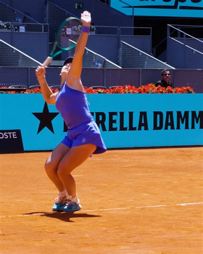 One step away from the 🏆🏆Andreeva/Shnaider complete a solid 6-3, 6-2 win over Siegemund/Zvonareva to reach the women's doubles final!@WTA | #MMOPEN