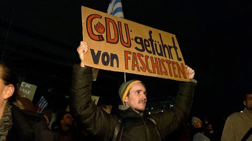Tens of thousands of people protest against German immigration bill