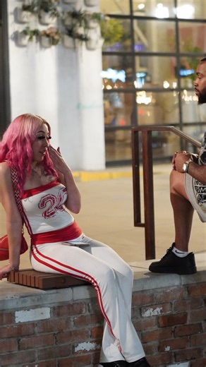 Flip phone prank 🤣🤣‼️ #Reelsindia #blindman #cucumber #nigeriantiktok #comedianlife #flipphone #socialexperiment #prankster #prettywomen #hypemanprince | hypemanprince